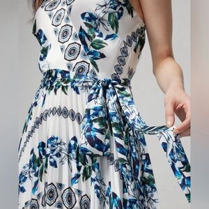 White House Black Market Halter Pleated Maxi Dress WHBM size 4